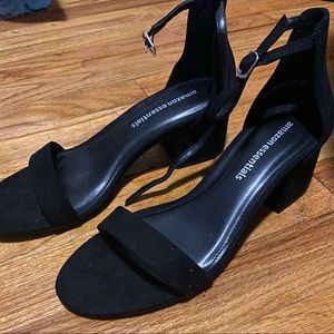 Black sandal heels